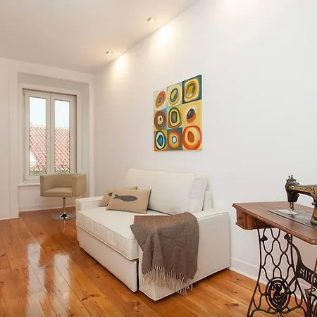 Design Duplex Ba/ Chiado Apartament
