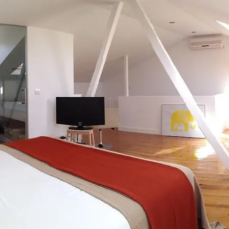 Design Duplex Ba/ Chiado 리스본